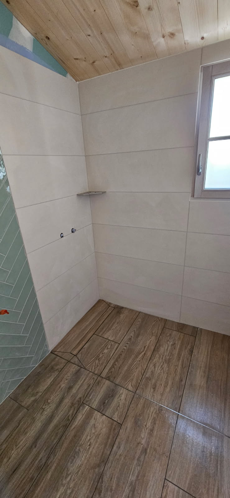 Création Arthelys — Douche Italienne Caniveau Caché